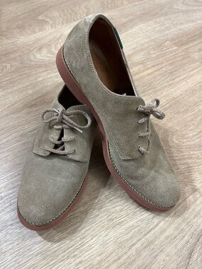 Women’s bass Taupe Suede Lace-Up Shoes - Casual Comfort